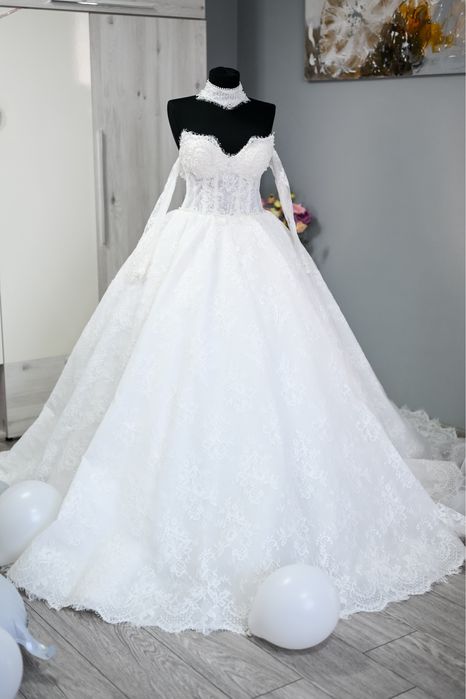 Rochie de mireasa din dantela