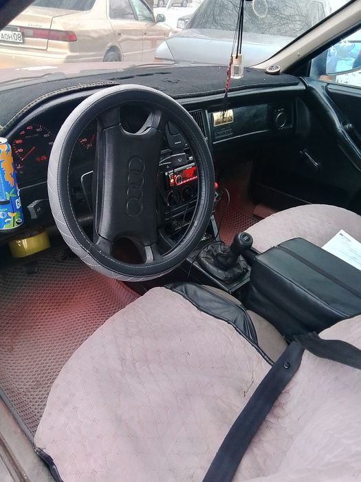 Продам Ауди 80 б3