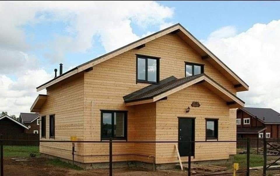 Confectionam case moderne pe structura metalica,  locuinte modulare