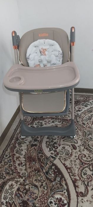 Продаю стульчик для кормления Kidilo