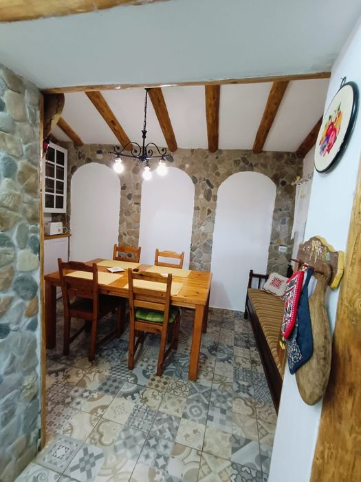 Oferta!Vand casa in zona de munte,Corbsori ,jud Arges,tot confortul