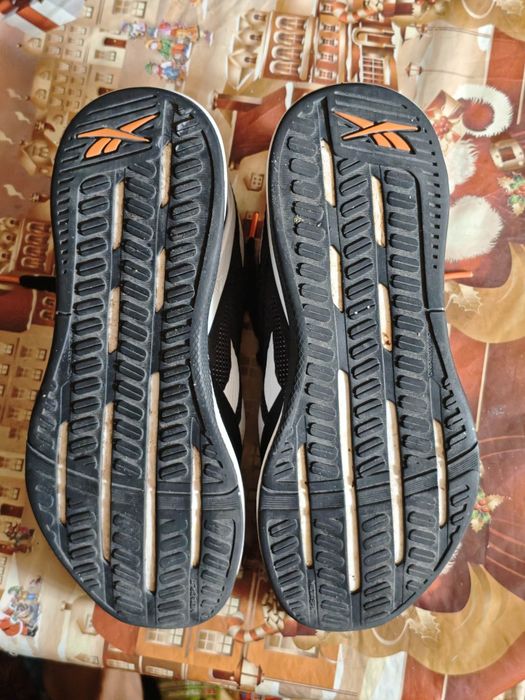 Обувки reebok 38,5