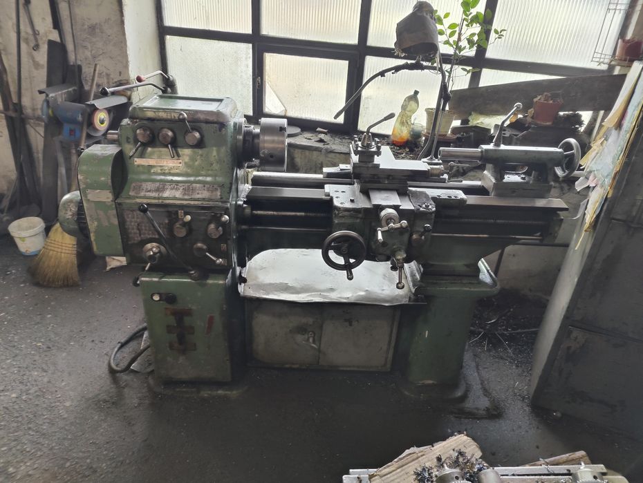 Vând Strung Sn320x750