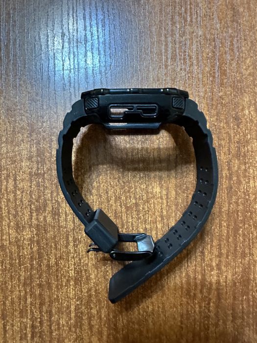 Защитный корпус с ремешком для любых Apple Watch 38/40/41mm