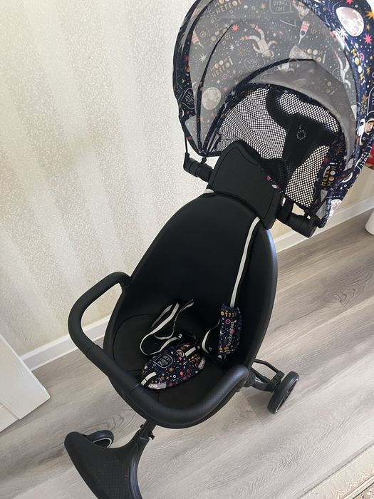 Коляска прогулочная тронсфомер