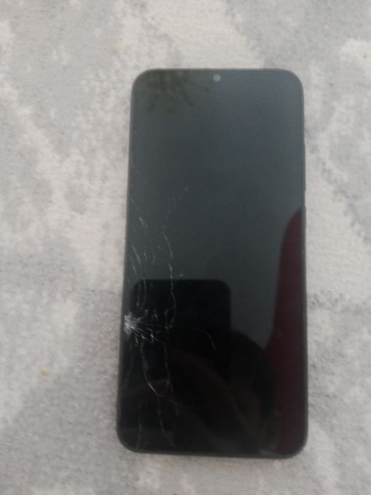 Продам два телефона