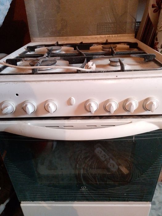 Газовые плиты  20 000тг