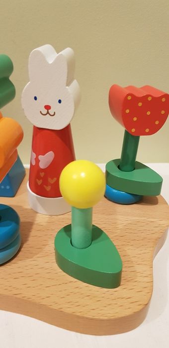 Комплект дървени кубчета за нанизване "Цветна градина"