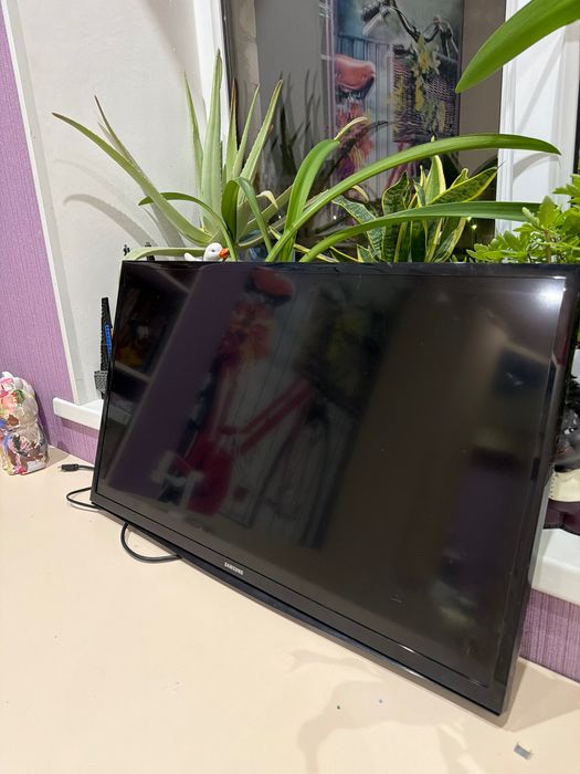 Телевизор samsung