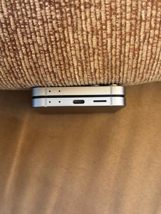 SAMSUNG Galaxy Z Flip 6 (2024) - сребрист