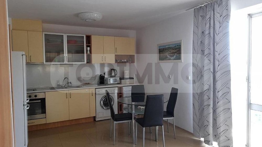 Продава се Двустаен апартамент в к.к. Св.Св. Константин и Елена - 65 кв.м за 2293 €/кв.м - Снимка #5