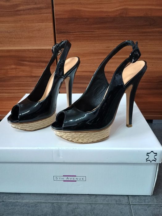 Сандали 36 номер