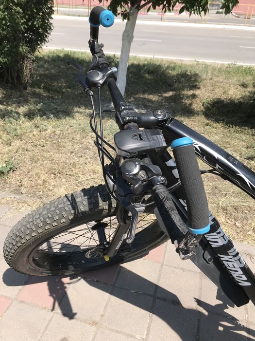 Фетбайк велосипед с широкими колёсами