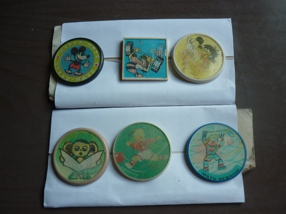 Продам значки СССР. Серия " Ретро машины."  и другие.  От 25 000 сум.