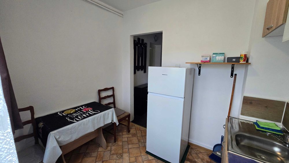 Garsonieră de închiriat, 28mp, Etaj 1, Hunedoara