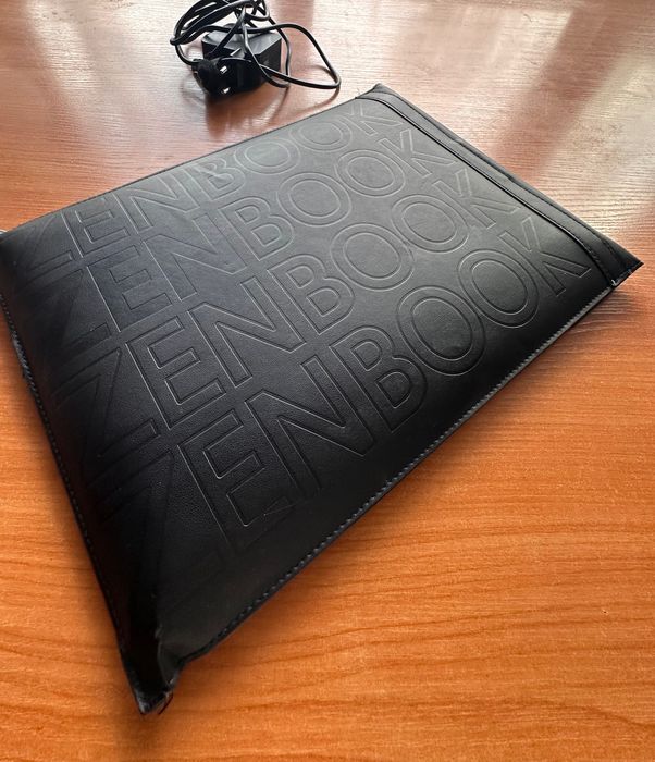 Asus Zenbook 14 14” / 16