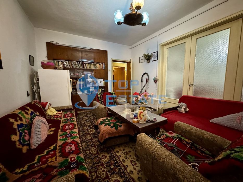 Продава се Многостаен апартамент в Горна Оряховица - 115 кв.м за 444 €/кв.м - Снимка #1