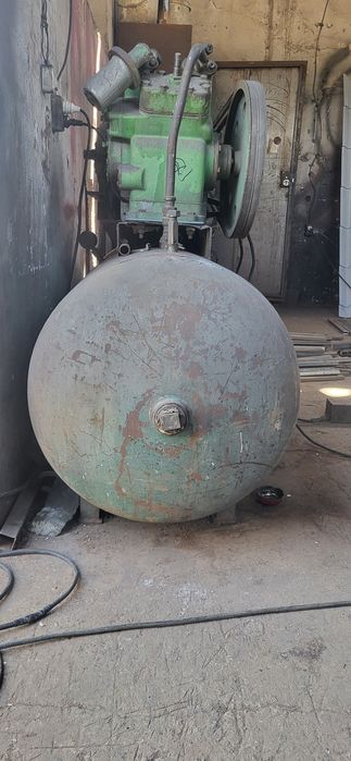 Компрессор бу 380вольт   500 литров