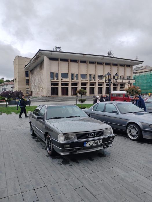 Audi 100 / 2.2 benzina / AN 1985 / atestat istoric