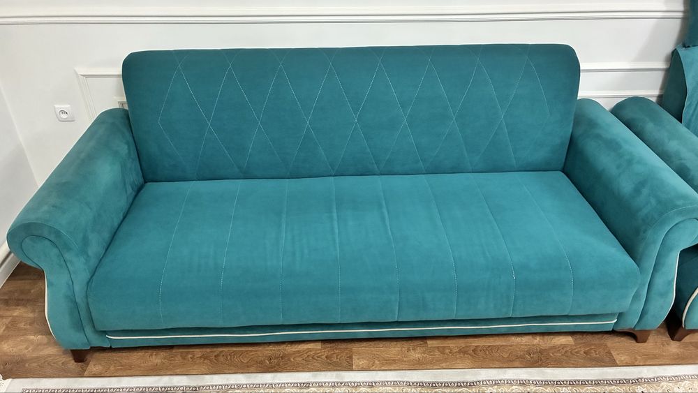 Диван в отличном состоянии
