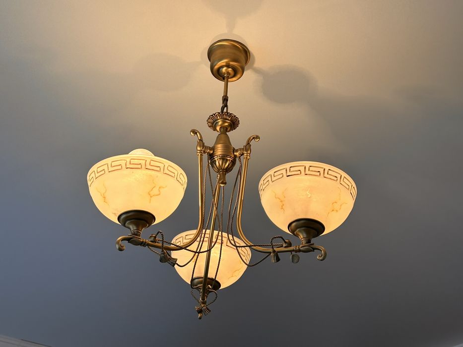 Люстра в гостинную