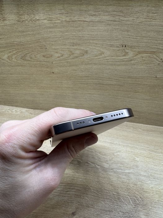 iPhone 16 PRO 512Gb Desert titanium 94% battery life