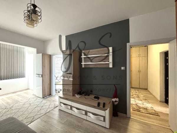 Дава се под наем Двустаен апартамент в Пловдив, Кършияка - 50 кв.м за 382.5 € - Снимка #1