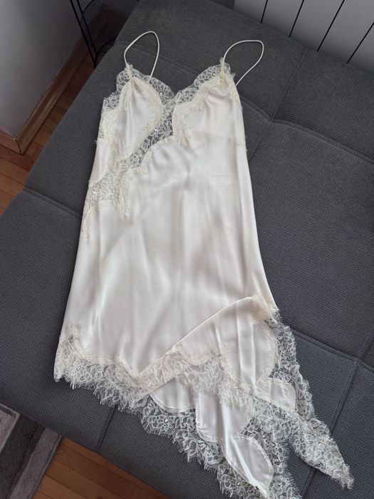 Дамска рокля на Zara