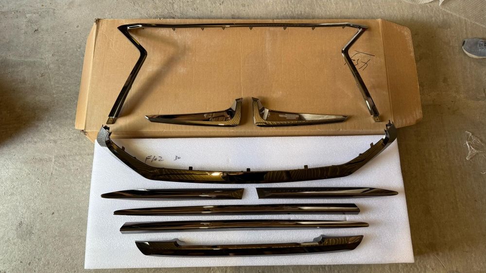 Хром комплект Lexus LX 570 Black Vision