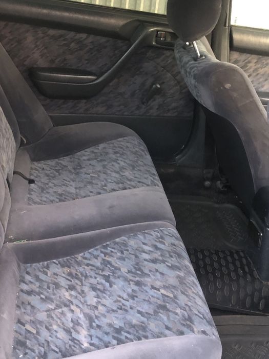 Продам автомобиль тойота карина