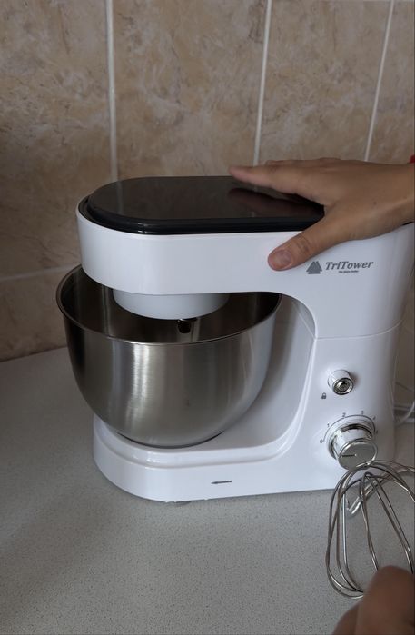 Миксер TriTower TT-5009 белый  новый