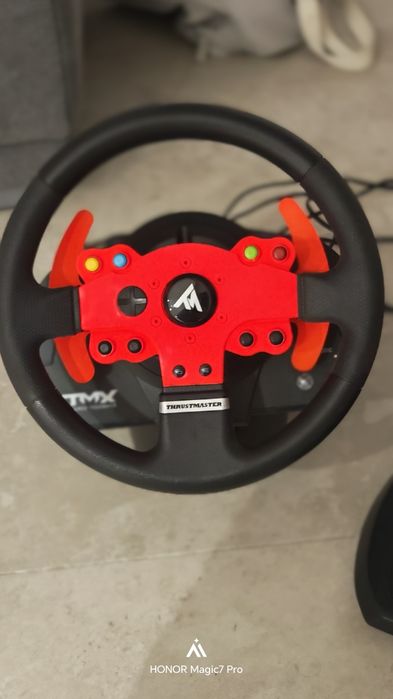 Volan Thrustmaster TMX – Force Feedback