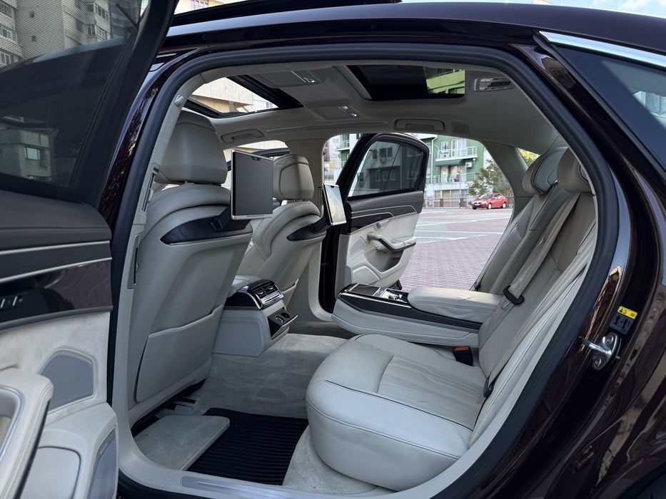 ^ Audi A8 L 5.5 TFSI / EXCUSIVE/Mild hybrid