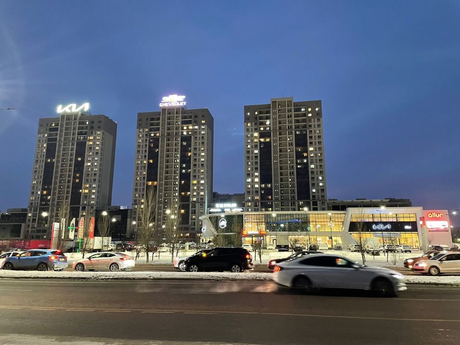 Посуточно, левый берег, Хан шатыр, медцентры