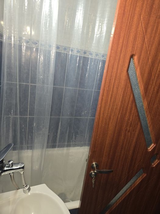 Inchiriez apartament