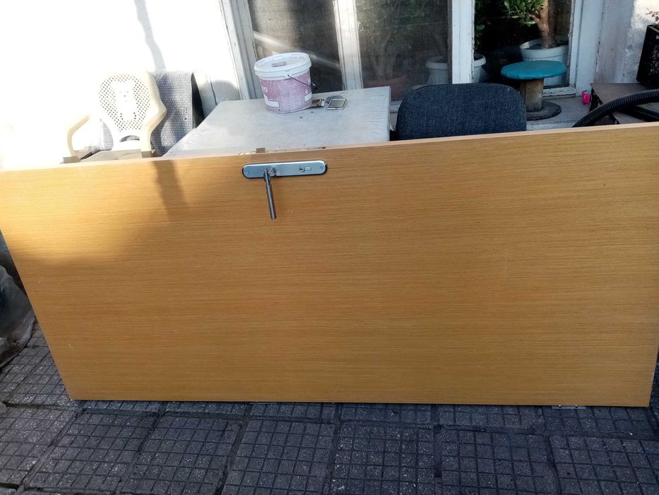 Итериорна врата Sibra плътна.