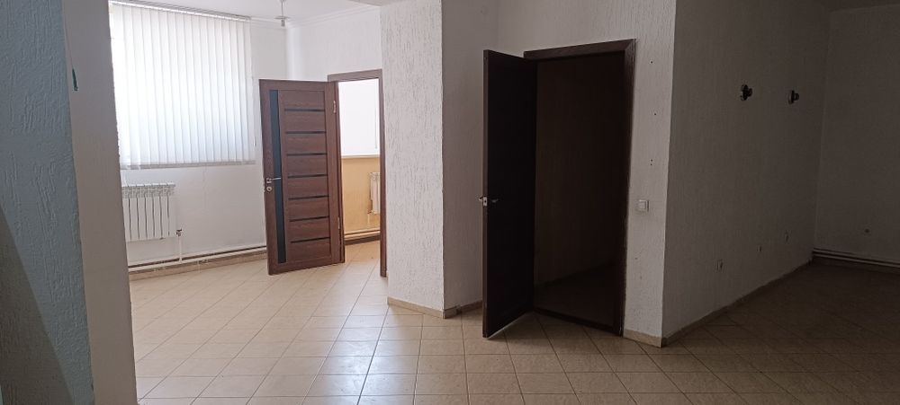 Сдам коммерческое помещение