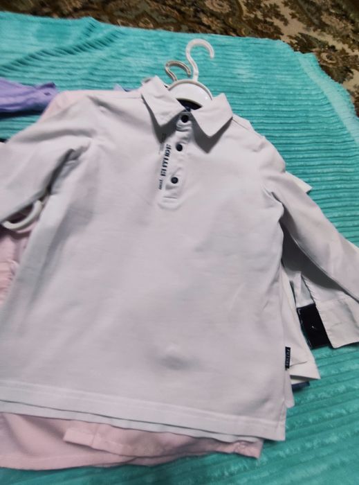 Продам детские школьные рубашки