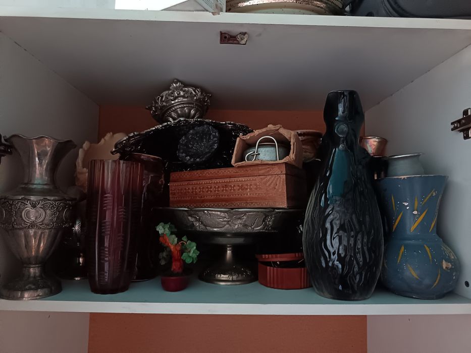 Продам вазы, запонки, броши