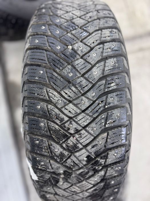 215/65/15 комплект в зборе с дисками