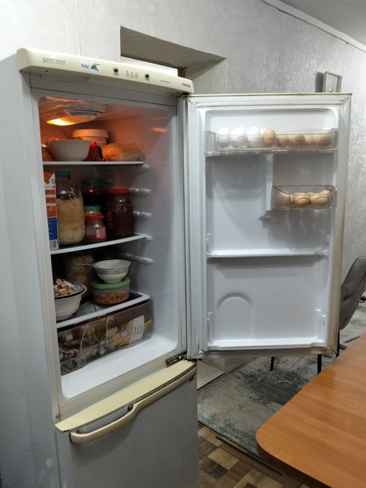 Продам холодильник Самсунг