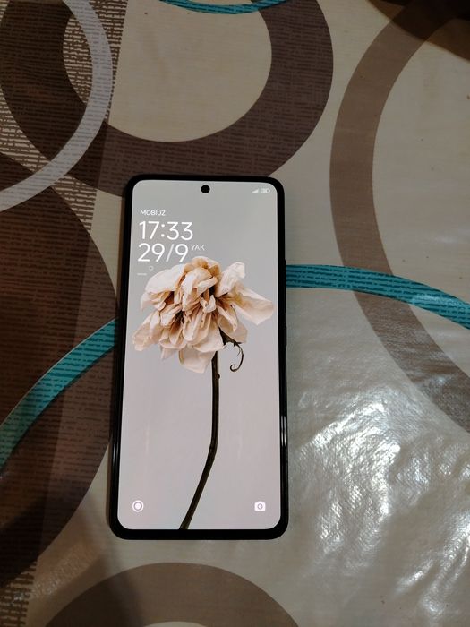 Xiaomi 12 lite srochna sotiladi