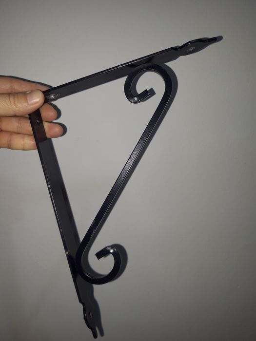 Стелажи настенные белые