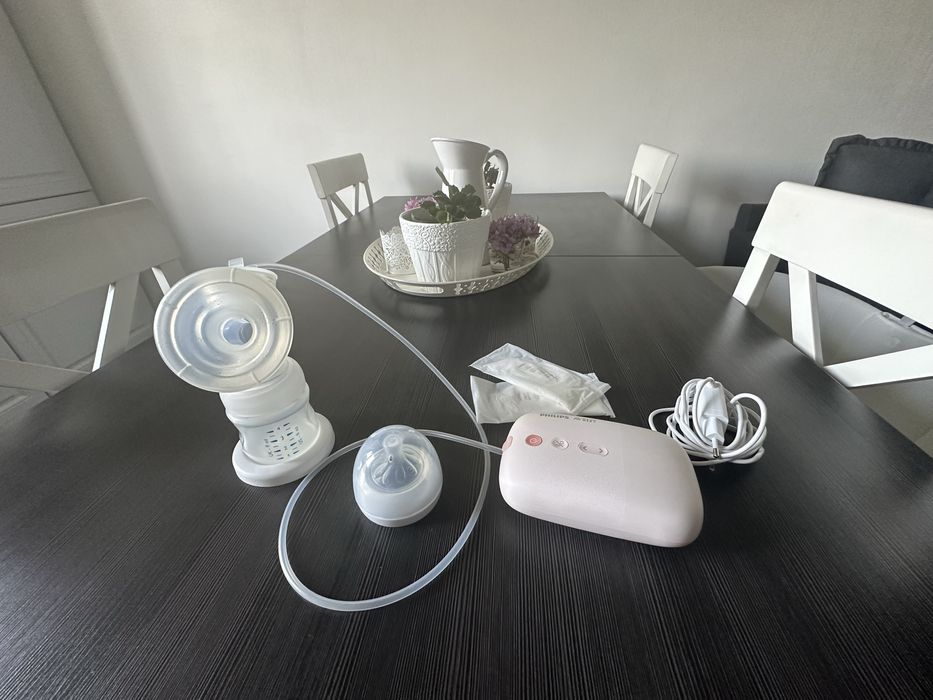 Помпа за кърма Philips Avent