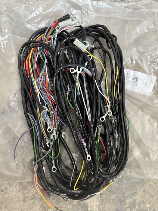 Провода жгуты на Зил