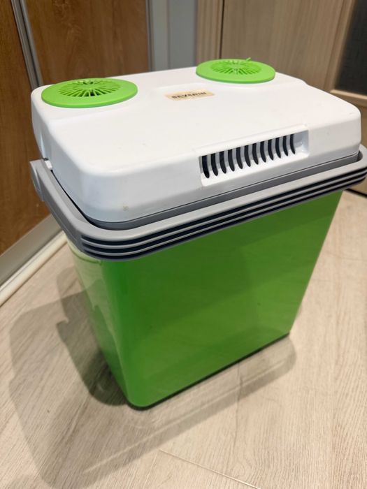 Хладилнa чанта Severin KB2922 230/12v , 20л, топло студенo