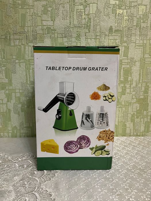 Ручной кухонный комбайн