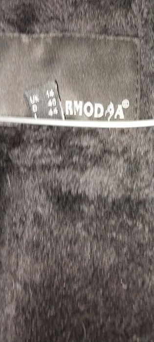 Продам куртку женскую