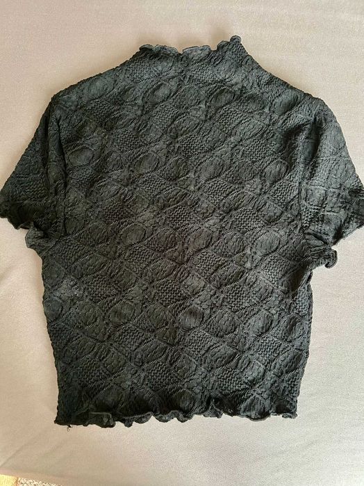 Стилна и еластична черна блузка – нова, размер S