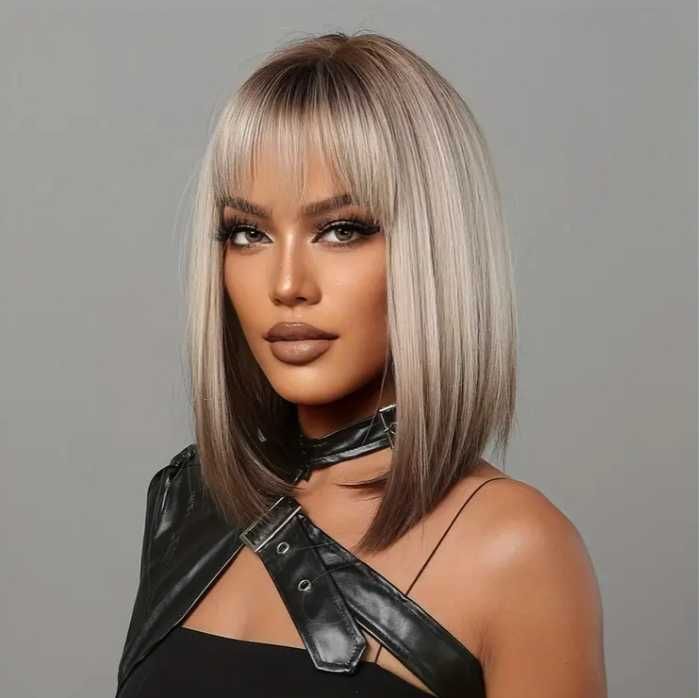 Perucă blond ombre aspect natural, stil elegant, 35 cm. Nouă